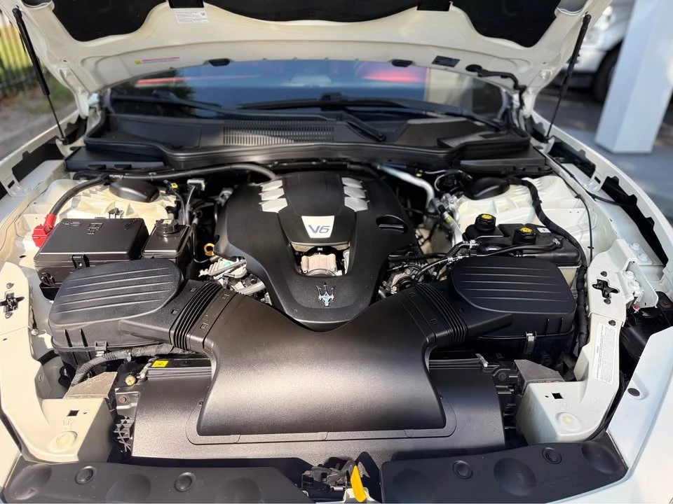 2017 Maserati Ghibli 3rd Gen - Image 16 of 16