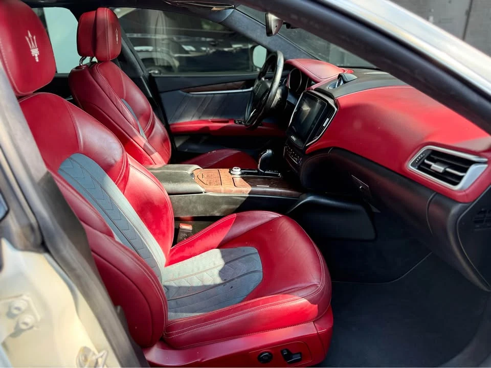 2017 Maserati Ghibli 3rd Gen - Image 15 of 16