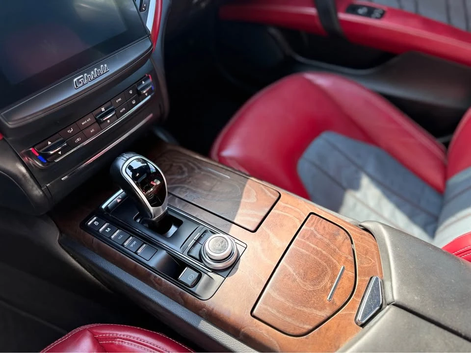 2017 Maserati Ghibli 3rd Gen - Image 11 of 16