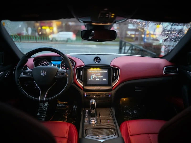 2017 Maserati Ghibli 3rd Gen - Image 9 of 20