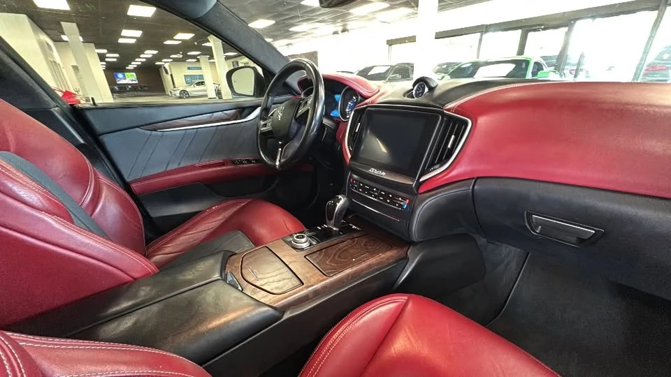 2017 Maserati Ghibli 3rd Gen - Image 12 of 20