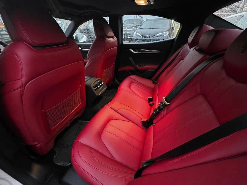2017 Maserati Ghibli 3rd Gen - Image 19 of 20