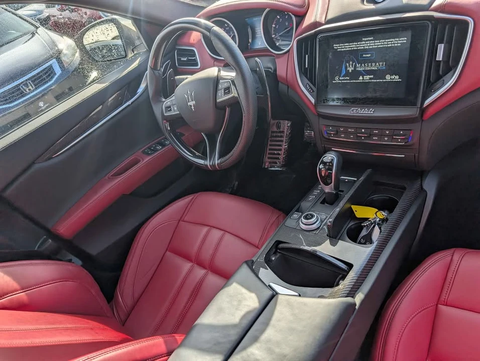 2017 Maserati Ghibli 3rd Gen - Image 15 of 21