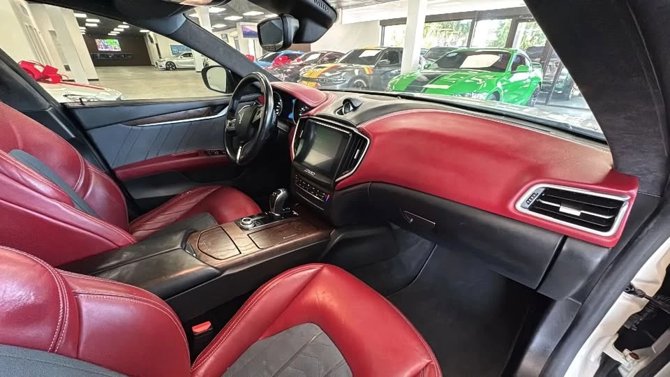 2017 Maserati Ghibli 3rd Gen - Image 9 of 20