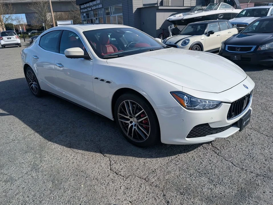 2017 Maserati Ghibli 3rd Gen - Image 16 of 21