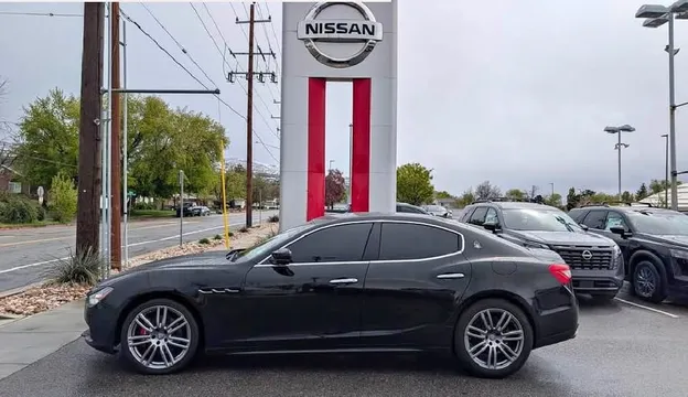 2017 Maserati Ghibli Base