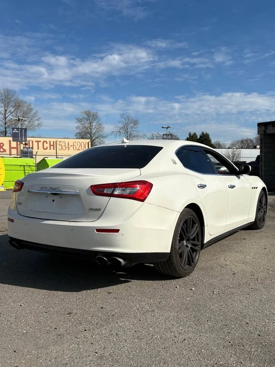 2017 Maserati Ghibli 3rd Gen - Image 5 of 15