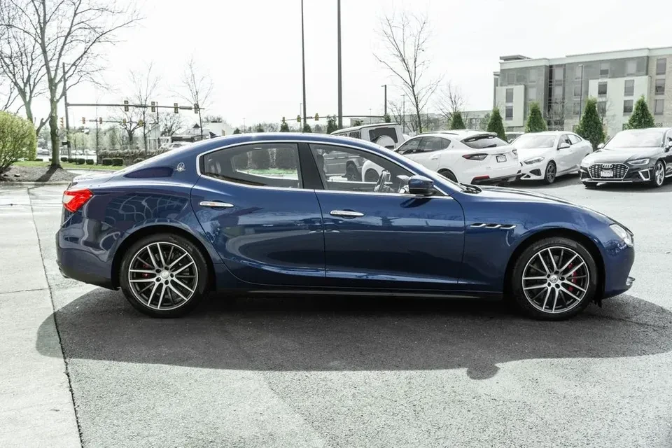 2017 Maserati Ghibli 3rd Gen - Image 4 of 15