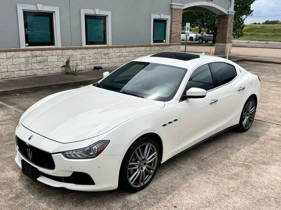 2017 Maserati Ghibli 3rd Gen - Image 13 of 20