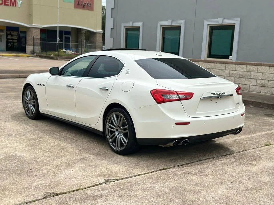 2017 Maserati Ghibli 3rd Gen - Image 9 of 20