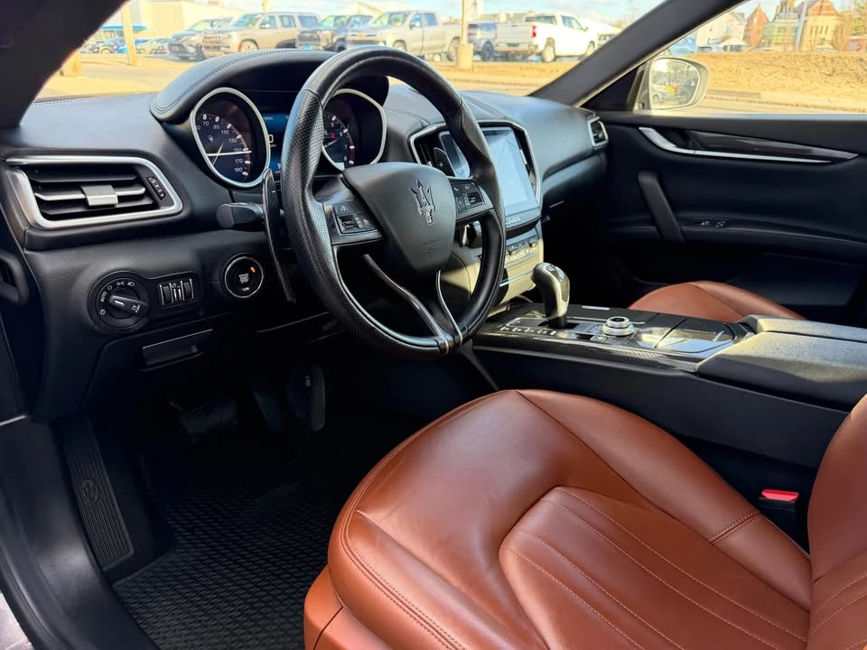 2017 Maserati Ghibli 3rd Gen - Image 9 of 20