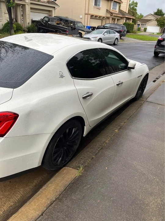 2017 Maserati Ghibli 3rd Gen - Image 4 of 8