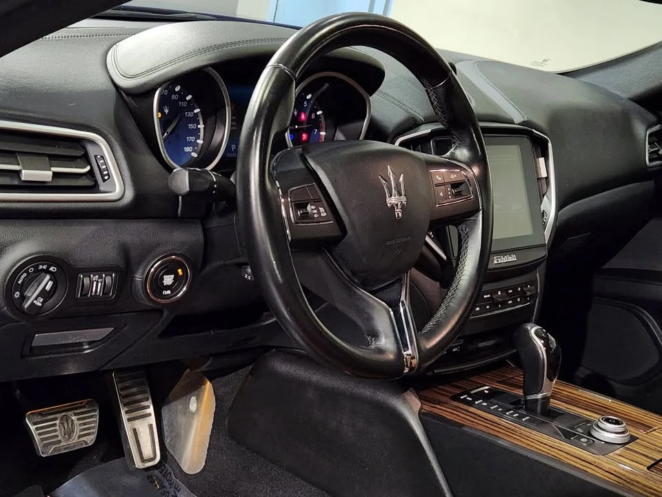 2017 Maserati Ghibli 3rd Gen - Image 11 of 20