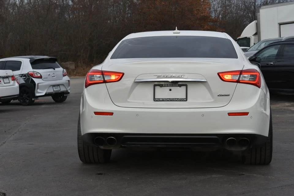 2017 Maserati Ghibli 3rd Gen - Image 5 of 20