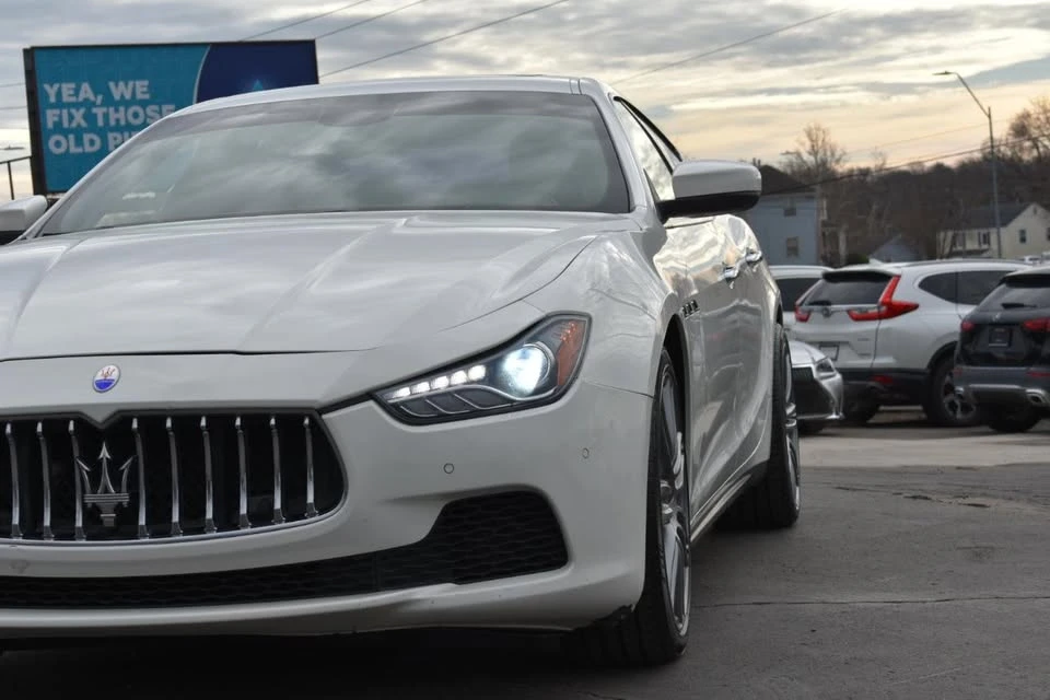 2017 Maserati Ghibli 3rd Gen - Image 11 of 20