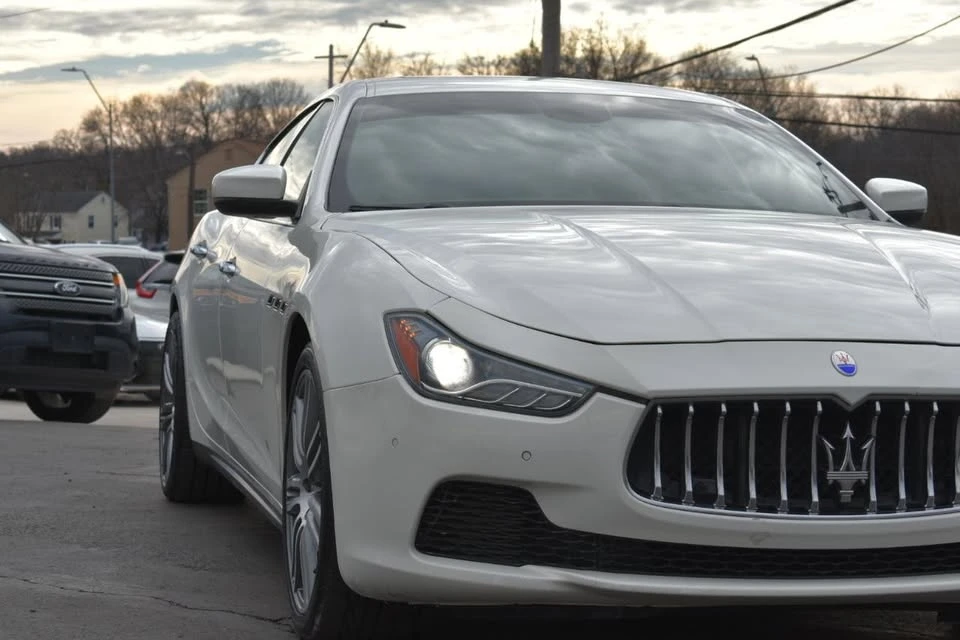 2017 Maserati Ghibli 3rd Gen - Image 12 of 20