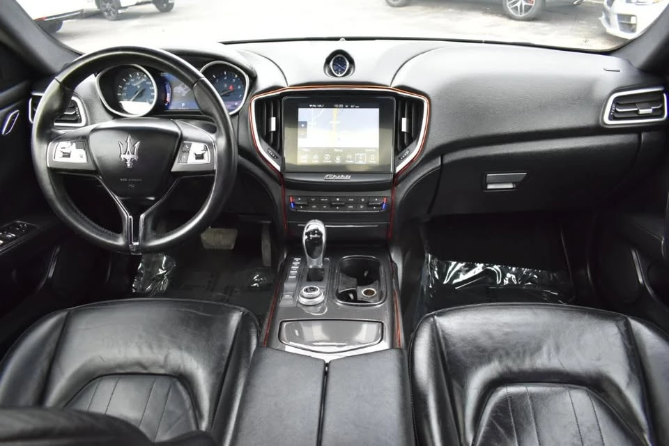 2017 Maserati Ghibli 3rd Gen - Image 15 of 20