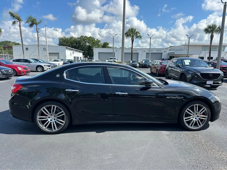 2017 Maserati Ghibli 3rd Gen - Image 7 of 18