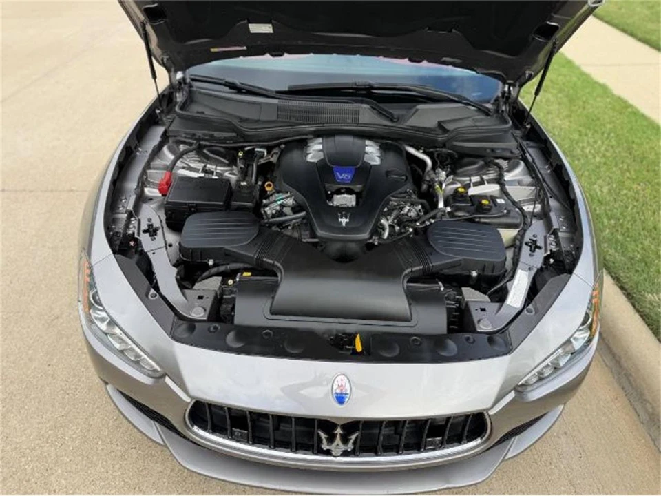 2017 Maserati Ghibli 3rd Gen - Image 2 of 17