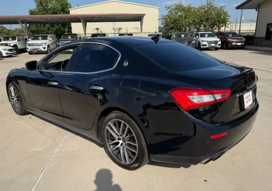 2017 Maserati Ghibli 3rd Gen - Image 5 of 8