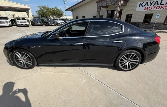 2017 Maserati Ghibli 3rd Gen - Image 2 of 8