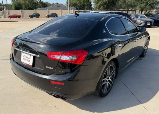 2017 Maserati Ghibli 3rd Gen - Image 3 of 8