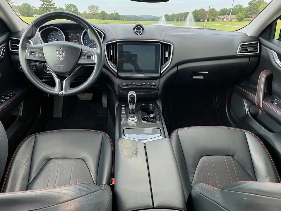 2017 Maserati Ghibli 3rd Gen - Image 9 of 11