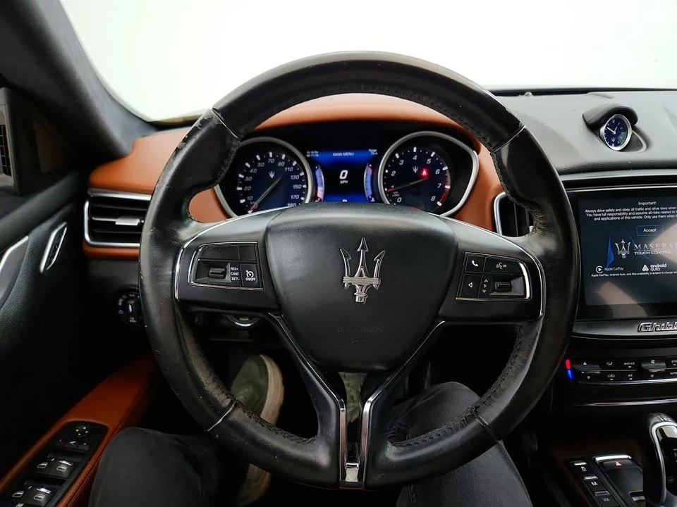 2017 Maserati Ghibli 3rd Gen - Image 17 of 31