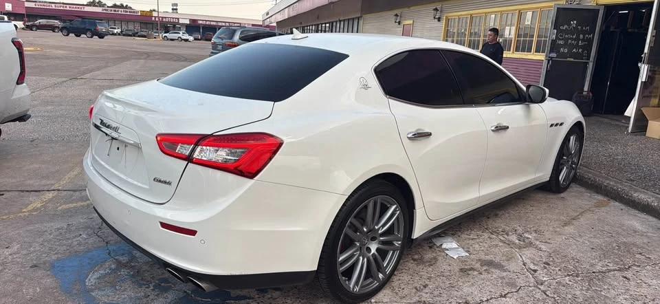 2017 Maserati Ghibli 3rd Gen - Image 5 of 12