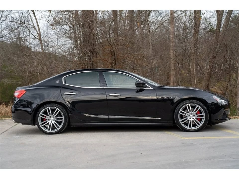 2017 Maserati Ghibli 3rd Gen - Image 2 of 19
