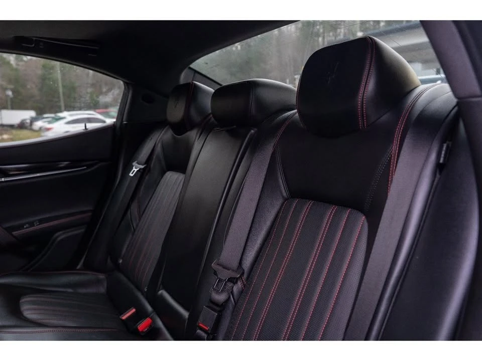 2017 Maserati Ghibli 3rd Gen - Image 15 of 19