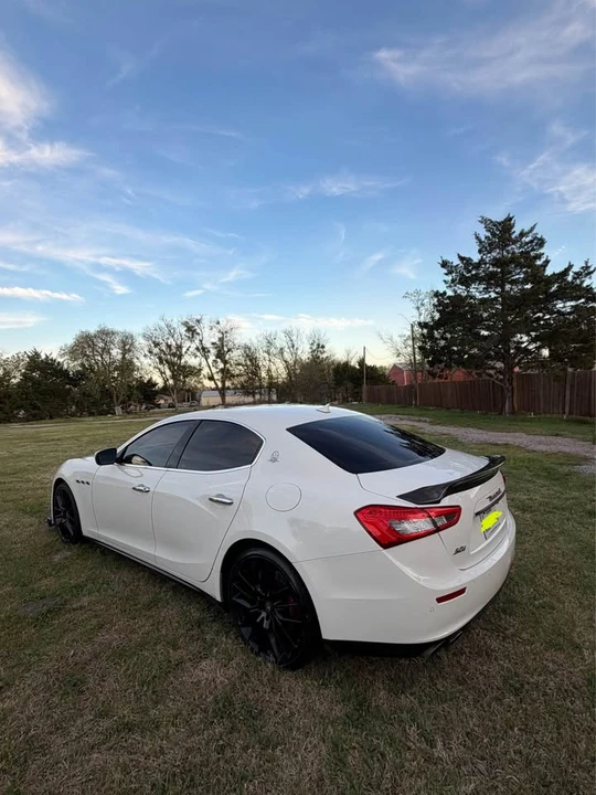 2017 Maserati Ghibli 3rd Gen - Image 4 of 10
