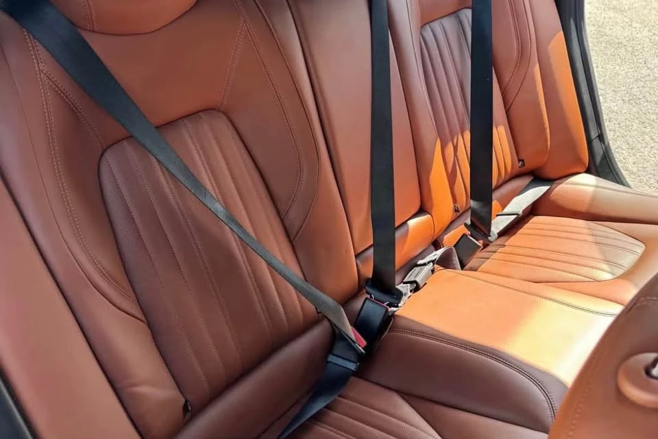 2017 Maserati Ghibli 3rd Gen - Image 9 of 11