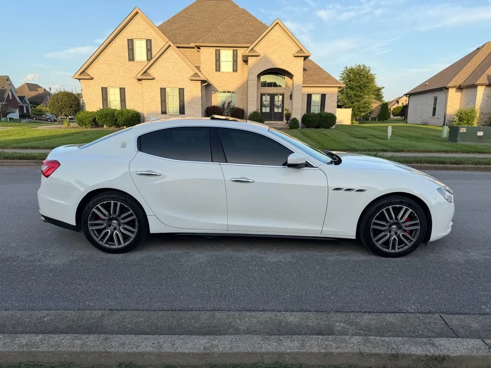 2017 Maserati Ghibli 3rd Gen - Image 4 of 13