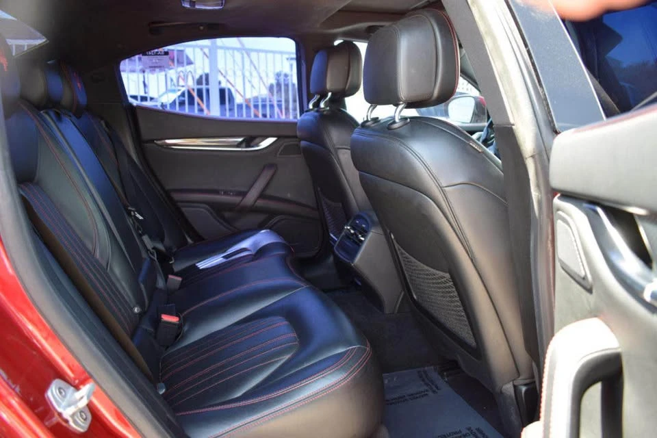 2017 Maserati Ghibli 3rd Gen - Image 9 of 13