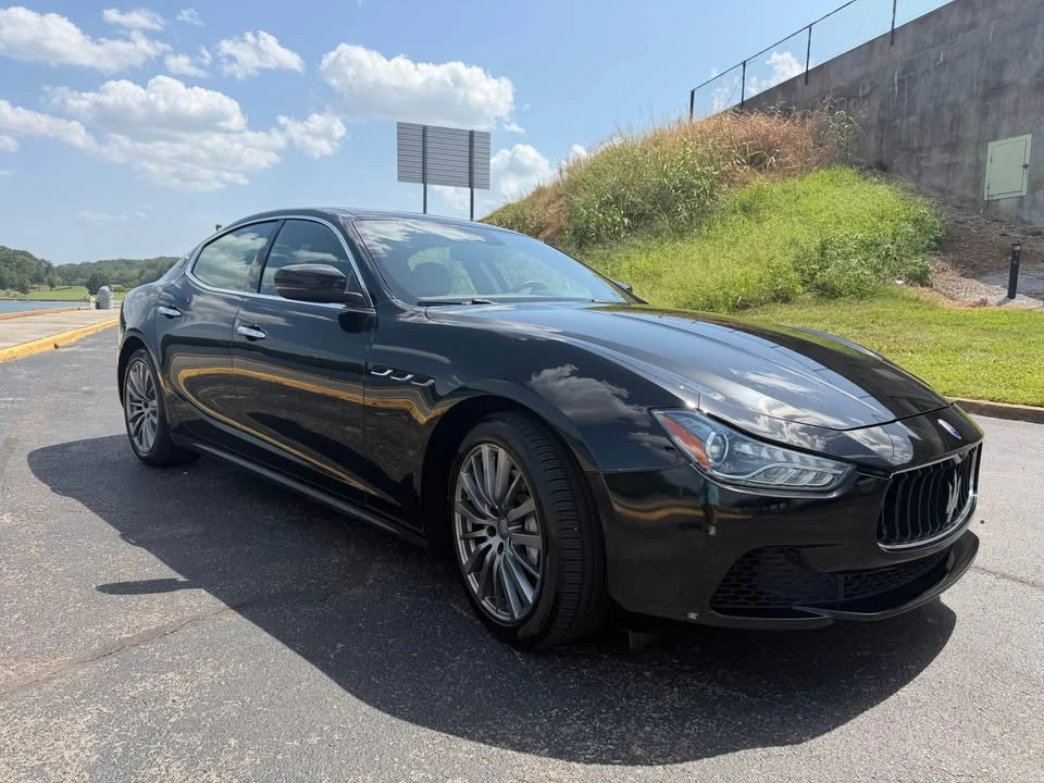 2017 Maserati Ghibli 3rd Gen - Image 3 of 20