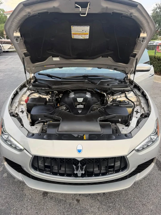 2017 Maserati Ghibli 3rd Gen - Image 15 of 16