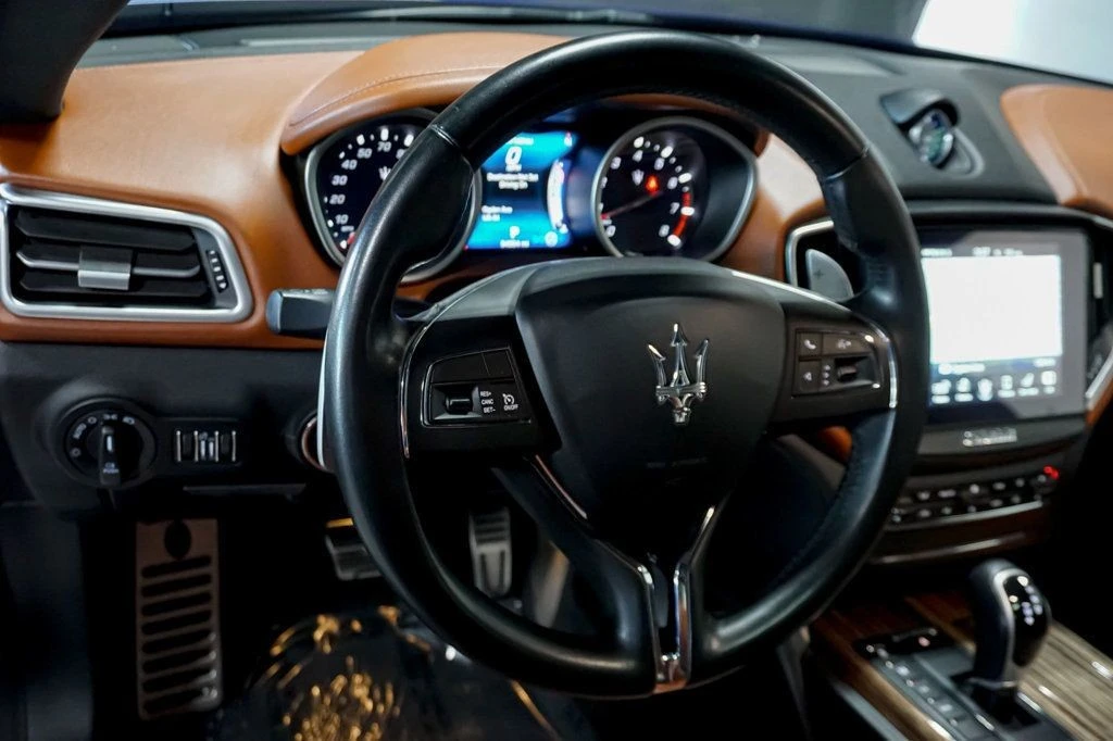 2017 Maserati Ghibli 3rd Gen - Image 11 of 12