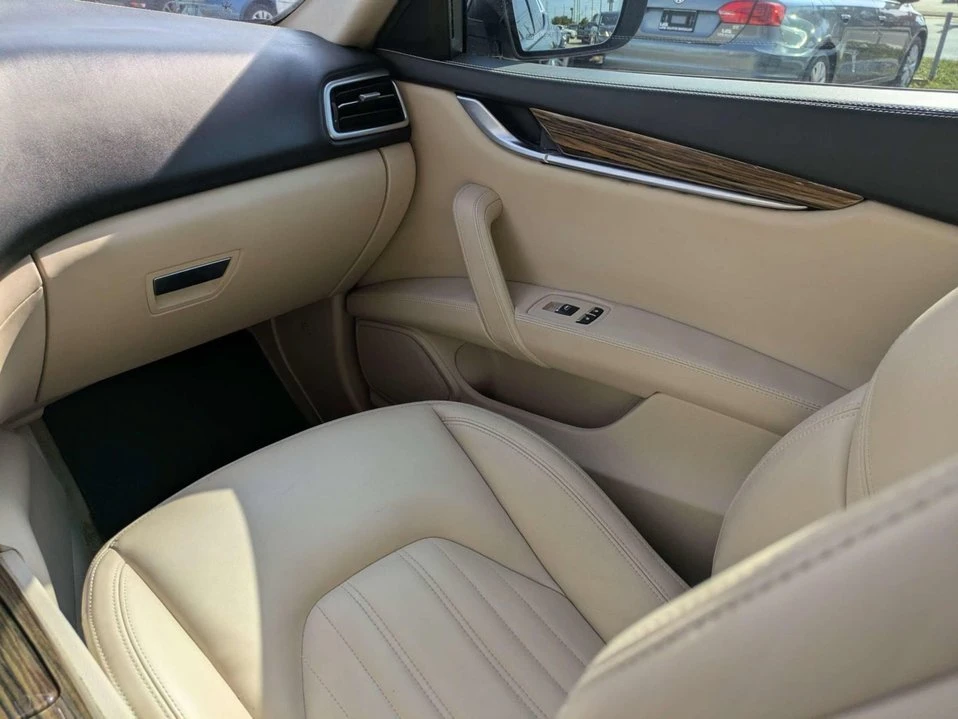 2017 Maserati Ghibli 3rd Gen - Image 14 of 19