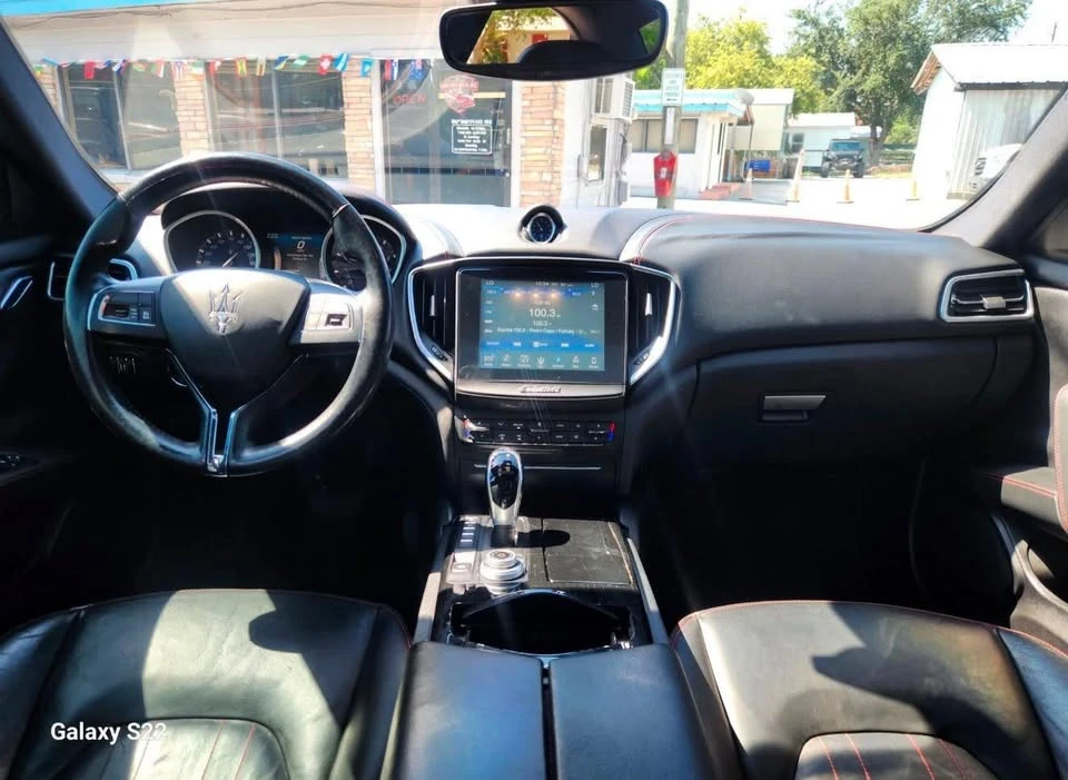 2017 Maserati Ghibli 3rd Gen - Image 8 of 10