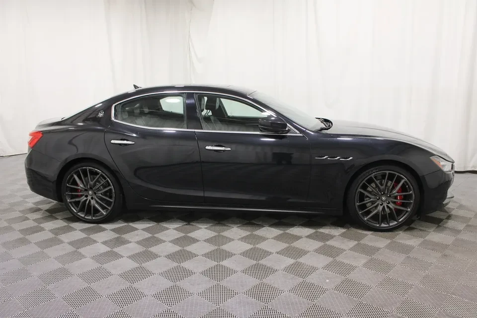 2017 Maserati Ghibli 3rd Gen - Image 5 of 20