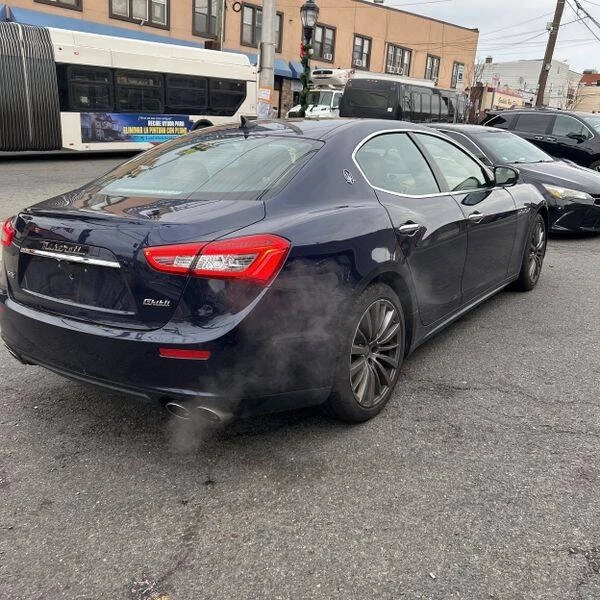2017 Maserati Ghibli 3rd Gen - Image 4 of 7