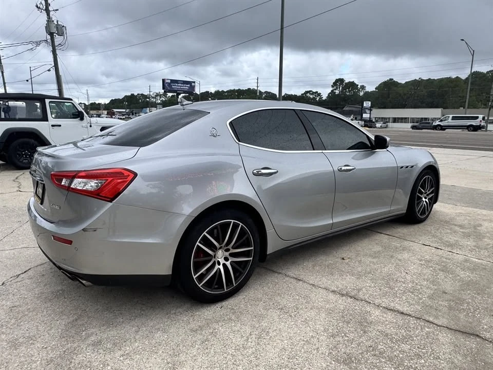 2017 Maserati Ghibli 3rd Gen - Image 5 of 13