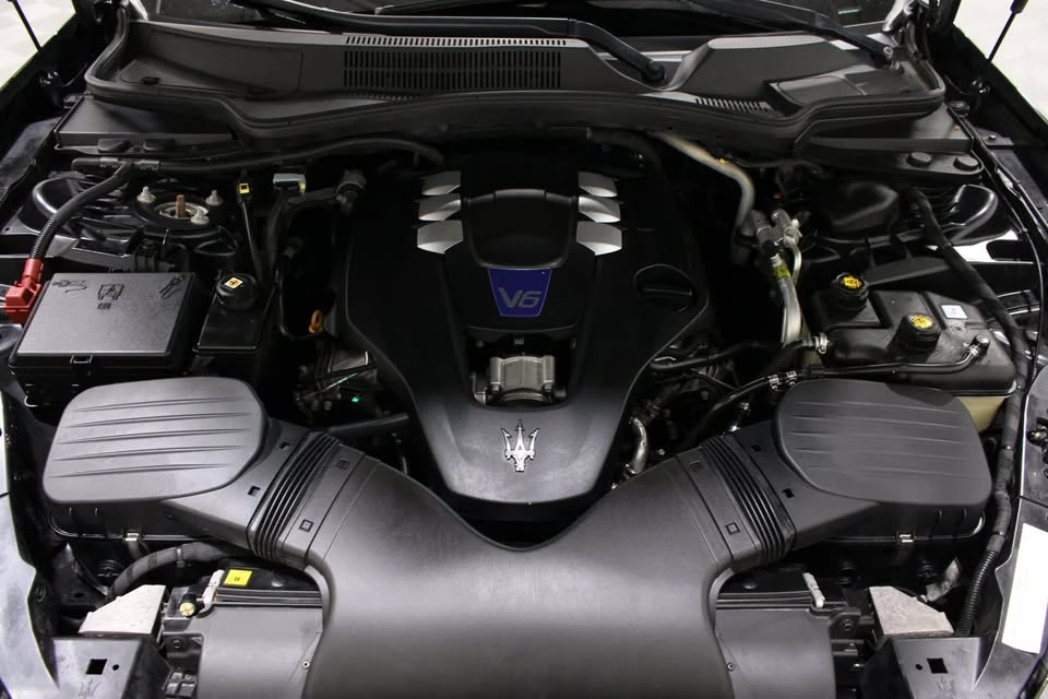 2017 Maserati Ghibli 3rd Gen - Image 15 of 20