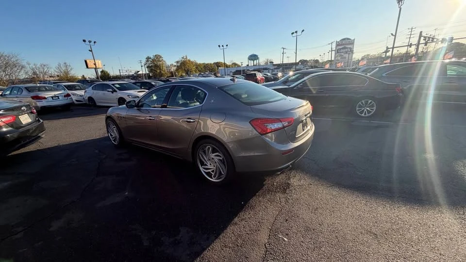 2017 Maserati Ghibli 3rd Gen - Image 9 of 20