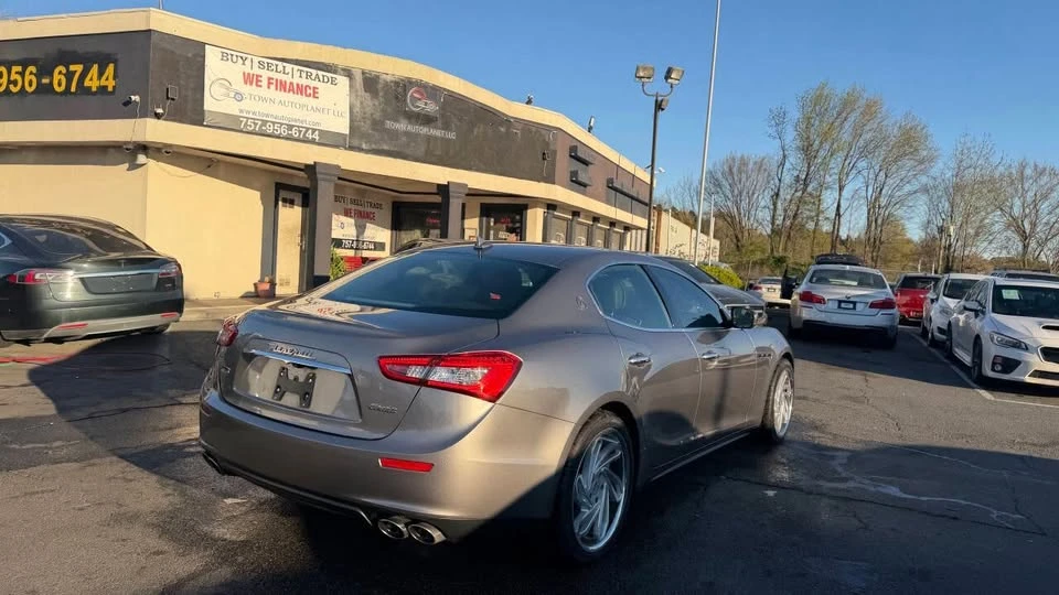 2017 Maserati Ghibli 3rd Gen - Image 8 of 20