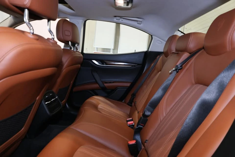 2017 Maserati Ghibli 3rd Gen - Image 13 of 20
