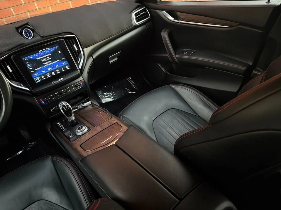 2017 Maserati Ghibli 3rd Gen - Image 11 of 20