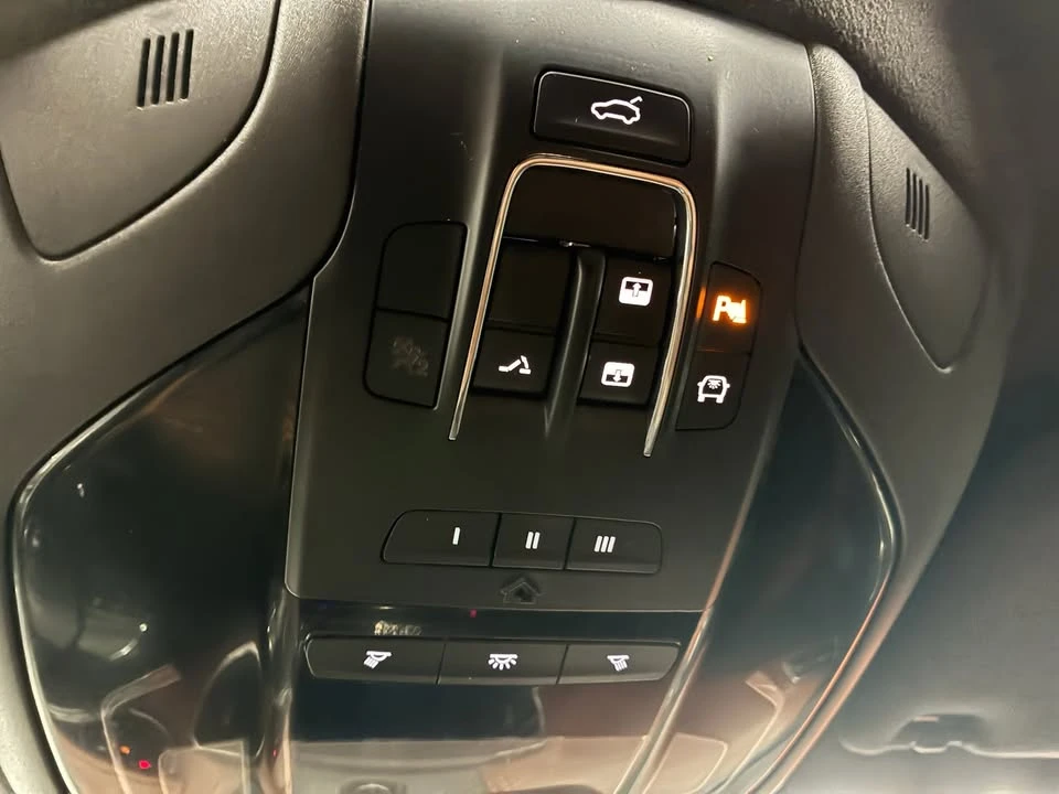 2017 Maserati Ghibli 3rd Gen - Image 13 of 19