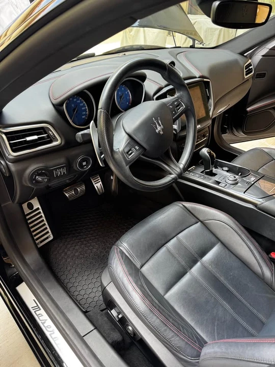 2017 Maserati Ghibli 3rd Gen - Image 13 of 20